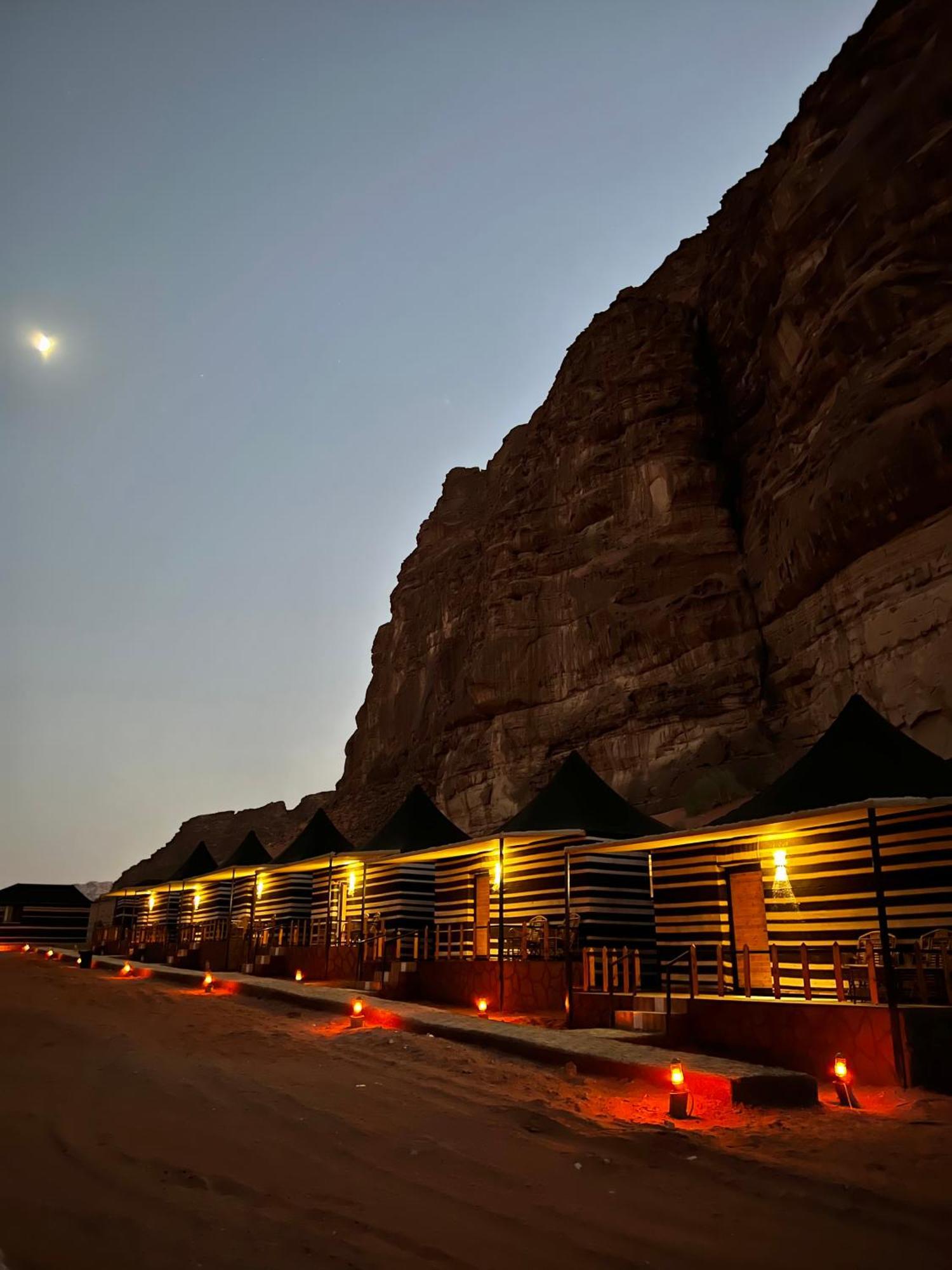 Star Camp & With Tor Hotel Wadi Rum Exterior photo