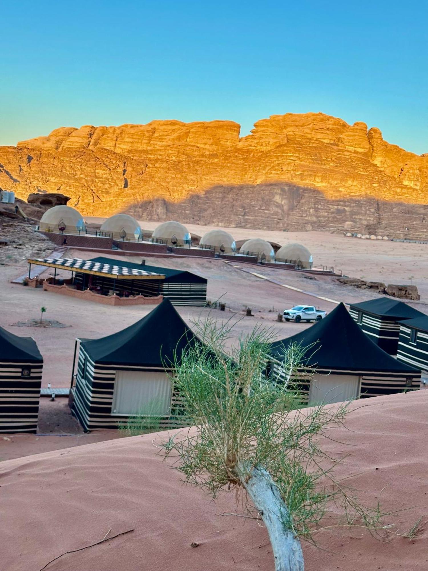 Star Camp & With Tor Hotel Wadi Rum Exterior photo